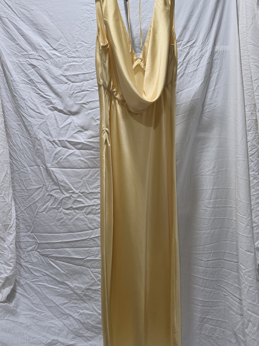 Abercrombie & Fitch Pale Yellow Satin Maxi Slip Dress - Picture 2 of 10